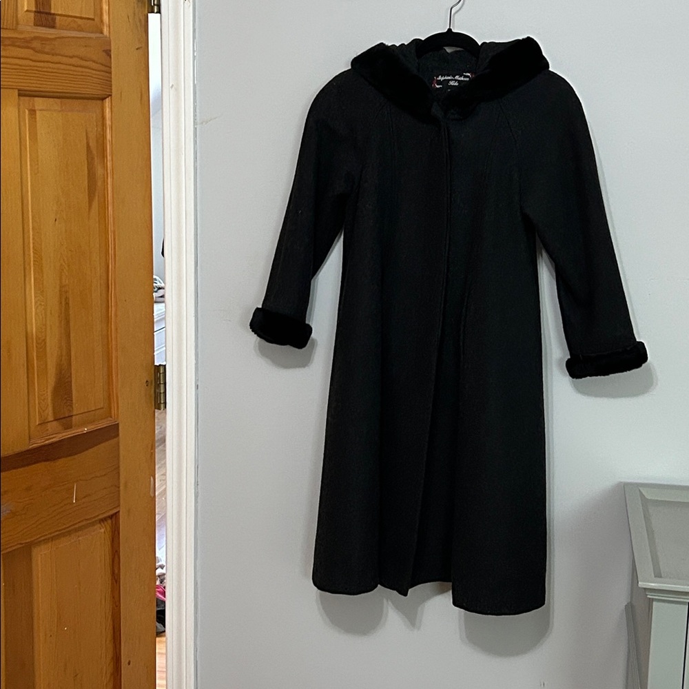 BEAUTIFUL STEPHANIE MATHEWS BLACK WOOL LONG DRESS COAT